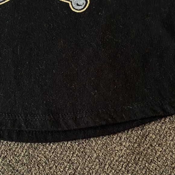 Celebrate Halloween Glitter Skull w/ Cross Bones and Roses Baseball Shirt- 7/8 - Picture 16 of 16